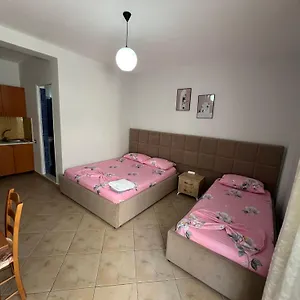 Casa vacanze Armando Home-free Parking Included, Vlorë